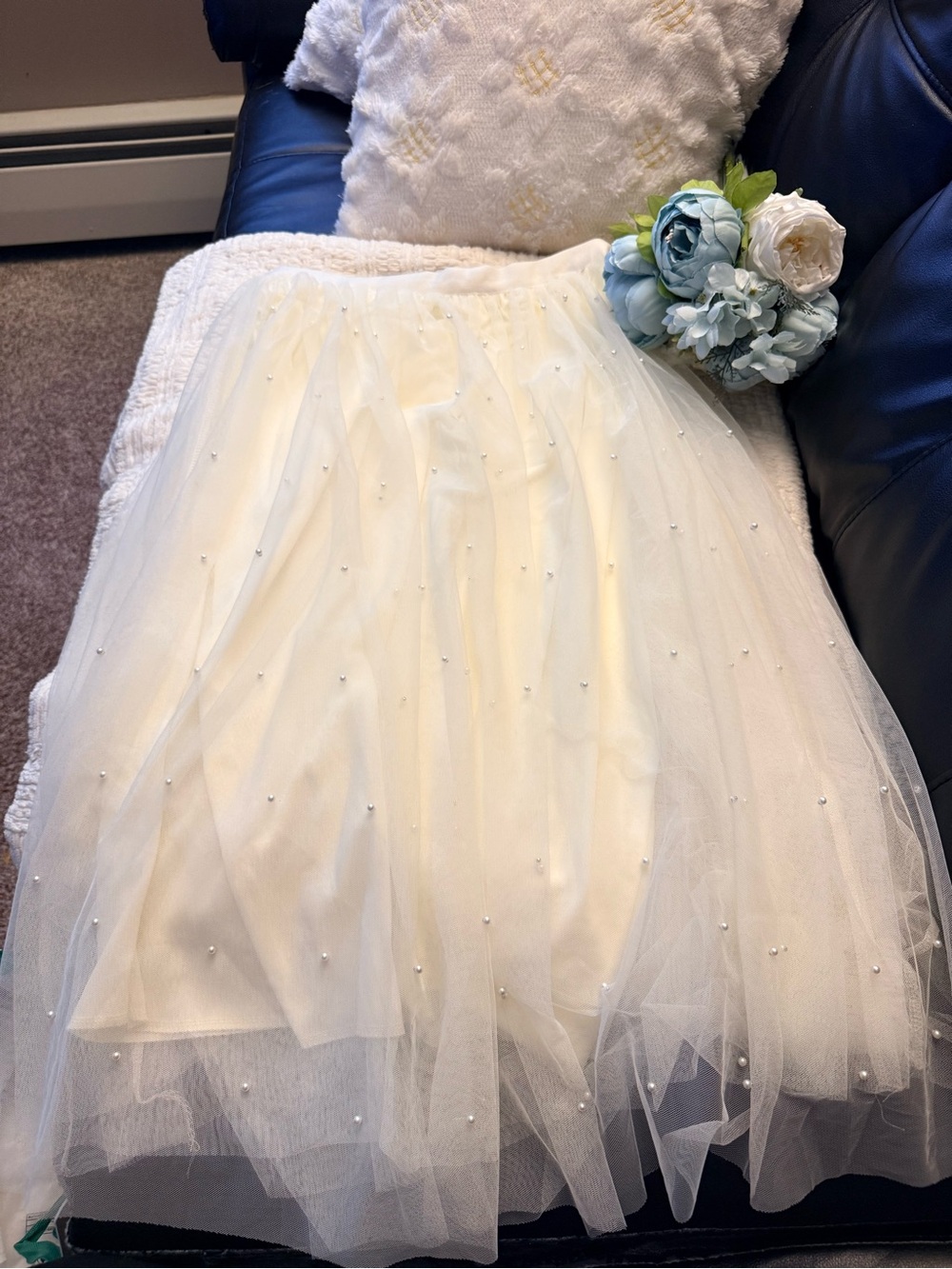Pearl-Accent Cream A-Line Tulle Skirt